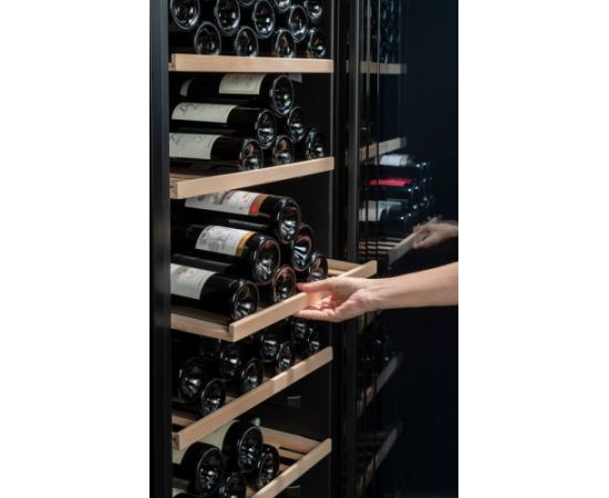 Wine cellar La Sommeliere