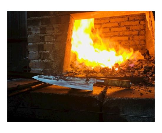 Forged Virtuves nazis Kalts VG10 20,5 cm Naži