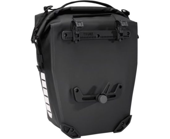 Thule 5406 Shield commuter pannier 22L black Ceļojumu somas un čemodāni