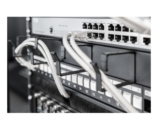 Digitus Cable Management Panel DN-97602 Black 5x cable management ring (HxD: 40x60 mm). The Cable Management Panel is getting fixed on the 483 mm (19“) profile rails. Five cable guiding rings allow an easy, horizontal array of patch cables. It guarantees  Serveri un to komponentes