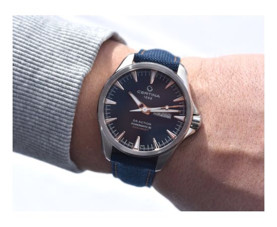 Certina DS-ACTION DAY-DATE C032.430.18.041.01 Наручные часы