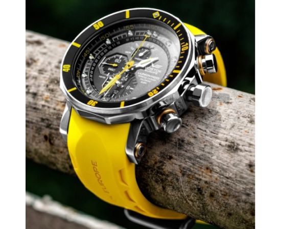 Vostok Europe Lunokhod YM86-620A505BRWH-SLYE Наручные часы