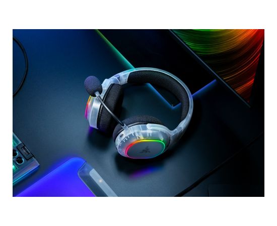 Razer Multi-Platform Gaming Headset Barracuda X Chroma Bluetooth Over-Ear Microphone Wireless Phantom White Edition Наушники