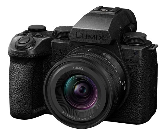 Panasonic Lumix DC-S5 IIX + 18-40mm Jaunumi - Audio-Video