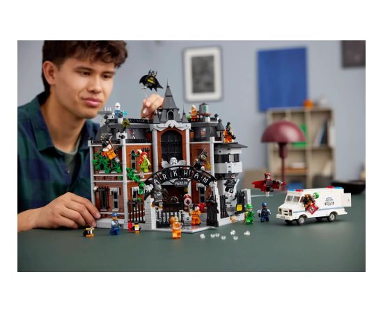 LEGO BATMAN 76300 Arkham Asylum Новости - Детские товары