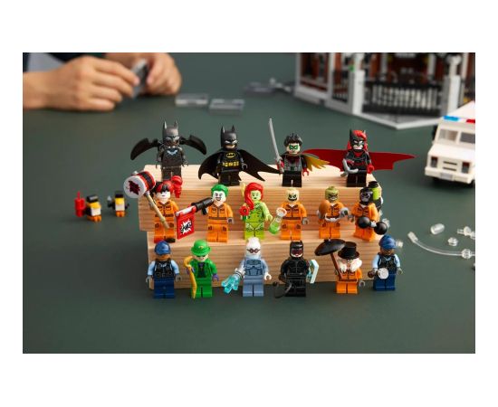 LEGO BATMAN 76300 Arkham Asylum Новости - Детские товары