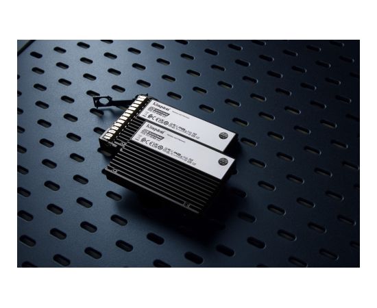 Kingston Technology 7.68TB DC3000ME U.2 PCIe 5.0 NVMe TCG Opal Enterprise SSD Jaunumi - Datori