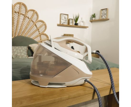 Tefal Pro Express Eco GV9E22E0 steam ironing station 2200 W 1.8 L Durilium AirGlide Autoclean soleplate Beige, White Gludekļi un sistēmas