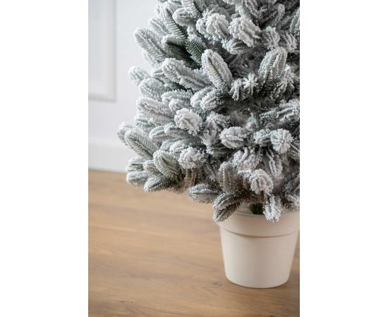 (Ir veikalā) Ziemassvētku egle podā “Lapland Flocked” 1.1M 60CM Mākslīgās egles