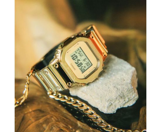 CASIO G-Shock GM-5600YMG-9ER Rokas pulksteņi 