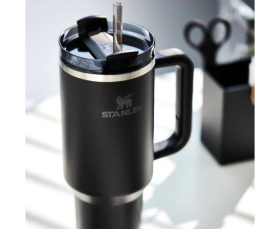 Stanley Termokrūze ar salmiņu The Quencher H2.O FlowState Tumbler 1.18L melna Termosi un Termokrūzes