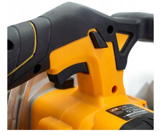 Pilarka tarczowa JCB Pilarka zagłębiarka akumulatorowa 18V 165mm (kpl.: akumulator 2Ah, ładowarka, torba) Jaunumi -Dārzam