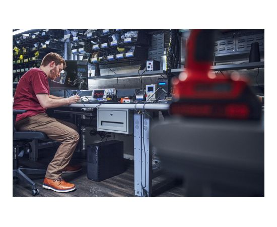 HP Z2 Tower G9 i7-14700 16GB DDR5 4800 SSD512 RTX A1000_8GB W11Pro 3Y OnSite Персональные компьютеры