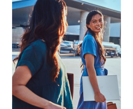 HP ZBook Firefly G11 Intel Core Ultra 7 165U Mobile workstation 35.6 cm (14") WUXGA 32 GB DDR5-SDRAM 1 TB SSD Wi-Fi 6E (802.11ax) Windows 11 Pro AI PC Silver Portatīvie datori