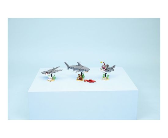 LEGO Creator Groźny rekin i skrzynia ze skarbem (31381) Jaunumi, Bērnu preces