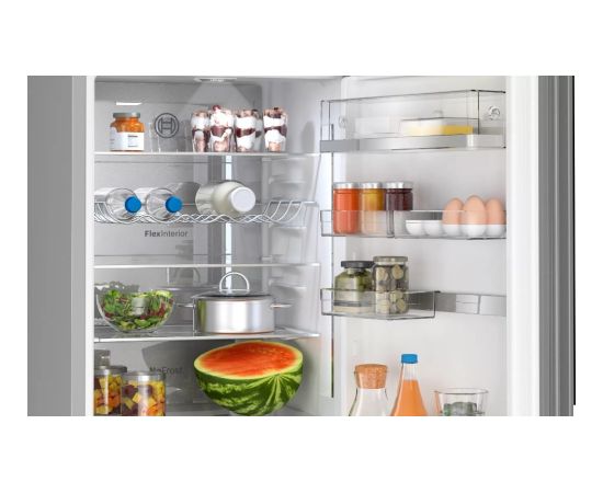 Bosch Serie 6 KGN39LBCF fridge-freezer Freestanding 363 L C Black Jaunumi Sadz. tehnika