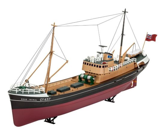 Revell Northsea fishing trawler Figūriņas un varoņi