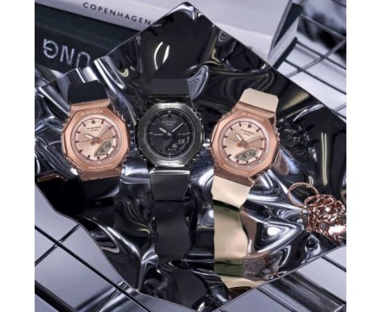 Casio G-shock Analog-Digital  Women GM-S2110PG-1A4ER Наручные часы