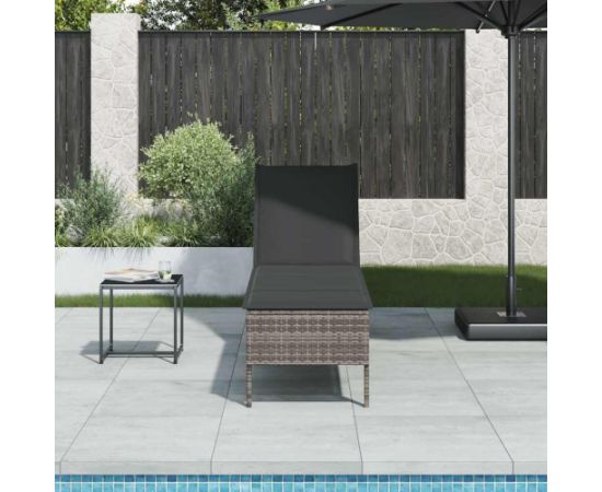 vidaXL Leżak z poduszką Szary 55x200x44cm Polirattan Шезлонги и пляжные стулья