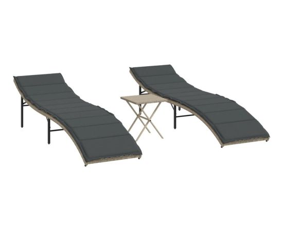 vidaXL Leżaki ze stolikiem, 2 szt., jasnoszare, polirattan Шезлонги и пляжные стулья