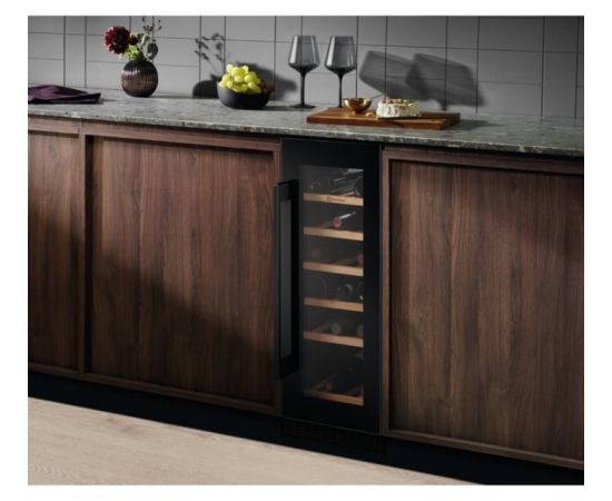 Electrolux EWS4020B5B Крупная бытовая техника