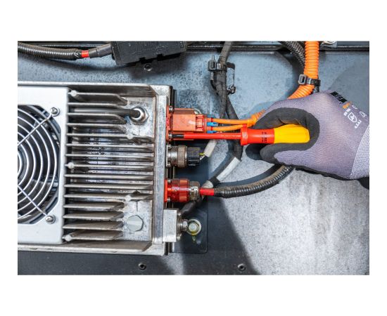 Hazet tool set 150/39 high-voltage, VDE insulated, 39-piece red/yellow, 1/2", in L-BOXX Новинки Для дома и сада 