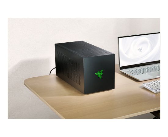 Razer Core X V2 RC21-02270200-R3M1 Thunderbolt 5 Grafiskās video kartes