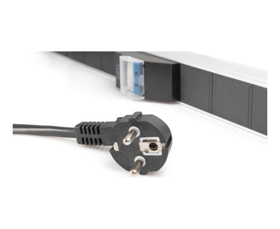 Digitus power strip with aluminum profile, 18-fold, 42U (black/aluminum, 2 meter cable, circuit breaker 16A type C) Новинки Для дома и сада 