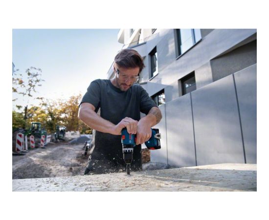 Bosch cordless combi drill driver GSB 18V-45 Professional, 18Volt (blue/black, 2x Li-ion battery 2.0Ah, 82-piece accessory set, in L-case) Новинки Для дома и сада 