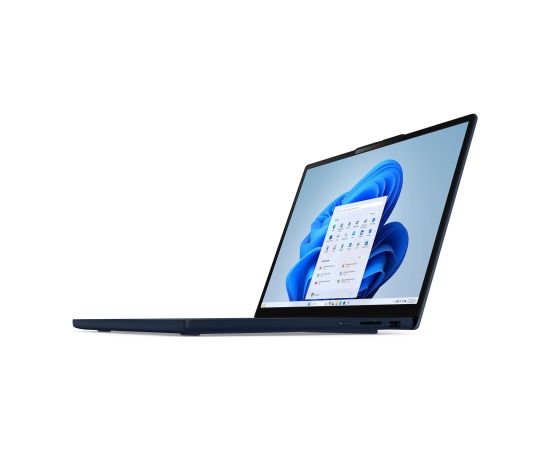 Notebook LENOVO IdeaPad Slim 3 15AHP10 CPU AMD RyzenT 7 8840HS 3.3 GHz 15.3 " 1920 x 1200 pixels RAM 16 GB DDR5-SDRAM SSD 512 GB Discrete graphics Not available On-board graphics Yes Numeric keypad Yes Colour Blue Weight 1.63 kg 5600 MHz 83KA003VRM Portatīvie datori