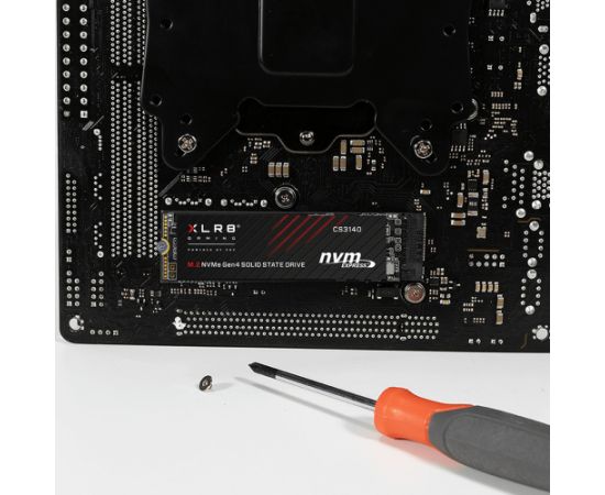 Pny Technologies PNY SSD 8.0TB 7.5/6.9 CS3140 NVME PNY (PCIe Gen4 x4) Жесткие диски (SSD)