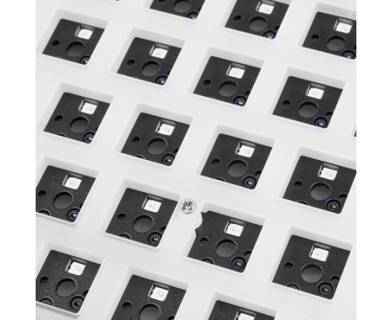 Sharkoon SKILLER SGK50 S3 (black, DE layout, Gateron Yellow) Клавиатуры