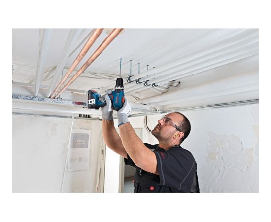 Bosch Powertools cordless impact drill GSB 18V-65 Professional, 18Volt (blue, 2x Li-Ion battery 4.0Ah, 82-piece accessory set in L-case) Jaunumi -Dārzam