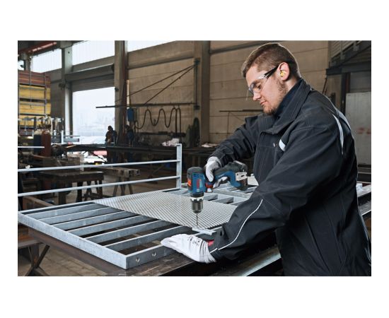 Bosch Powertools cordless impact drill GSB 18V-65 Professional, 18Volt (blue, 2x Li-Ion battery 4.0Ah, 82-piece accessory set in L-case) Jaunumi -Dārzam