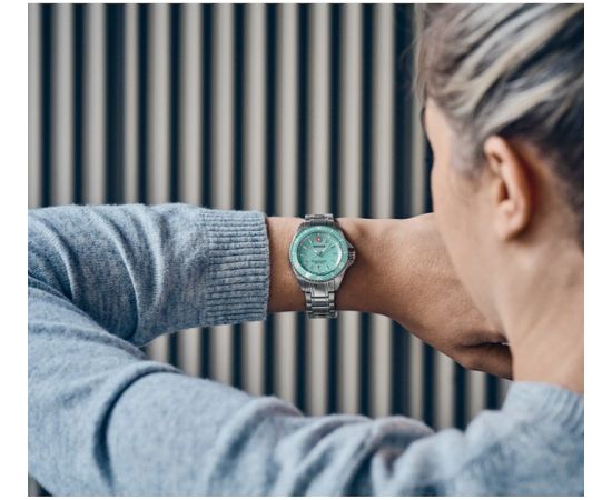 WENGER EXECUTIVE 01.2021.103 Наручные часы