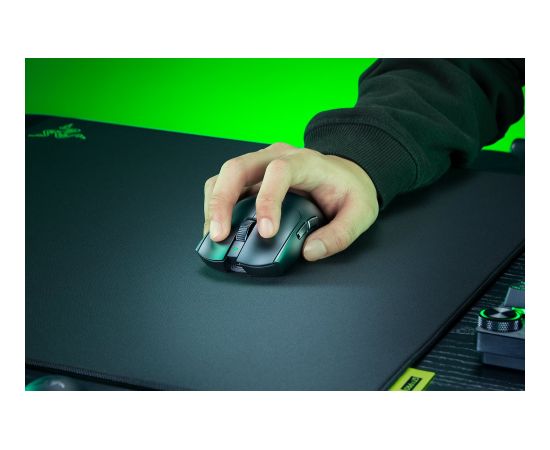 Razer Gaming Mouse Viper V4 Pro Esports Wireless Razer HyperSpeed Wireless Gen-2, Wired Black Peles, ievadierīces