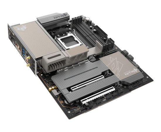 Sapphire NITRO+ X870EA WIFI7 Phantom Link (black/silver) Mātes plates