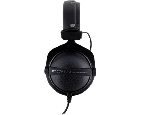 Beyerdynamic DT 770 Pro Black Limited Edition - closed studio headphones Jaunumi - Audio-Video