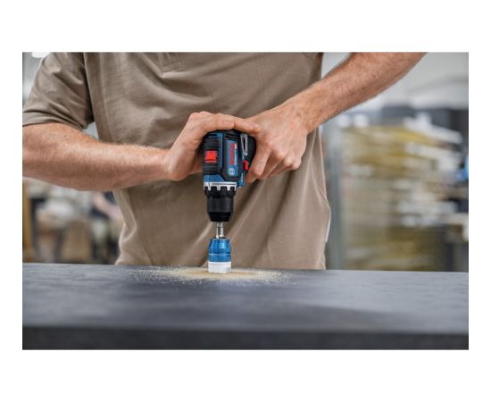 Bosch Powertools cordless drill/driver GSR 12V-32 Professional, 12Volt (blue/black, 2x Li-ion battery 2.0Ah, 24-piece accessory set, tool bag) Jaunumi -Dārzam