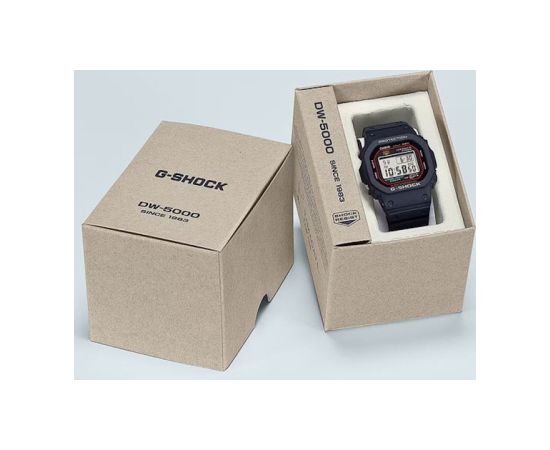 Casio G-Shock Re-creating the Original Design DW-5000R-1AER Наручные часы