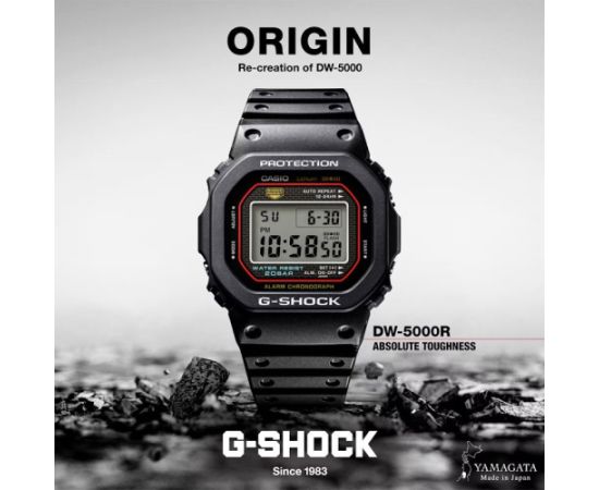 Casio G-Shock Re-creating the Original Design DW-5000R-1AER Наручные часы