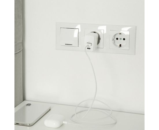Qoltec 51825 GaN 45W charger| 5-20V | 1.5-3A | 1 x USB-C PD | 1x USB QC 3.0 | White Telefonu lādētāji 220v