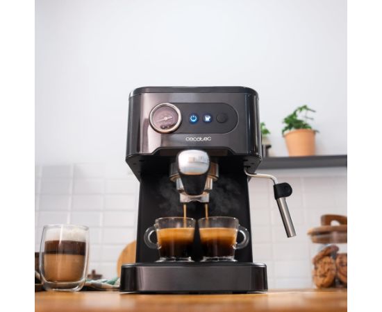 Cecotec Coffee machine Power Espresso 20 Pro Latte Pump pressure 20 bar Built-in milk frother Semi-automatic Black 1350 W Kafijas aparāti