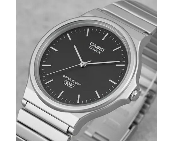 Casio MQ-24DA-1AEF Наручные часы
