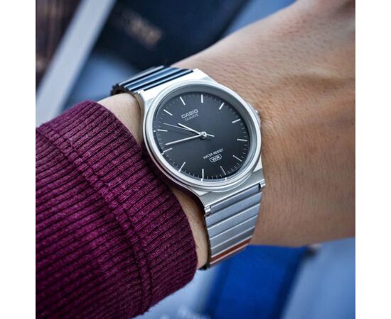 Casio MQ-24DA-1AEF Наручные часы