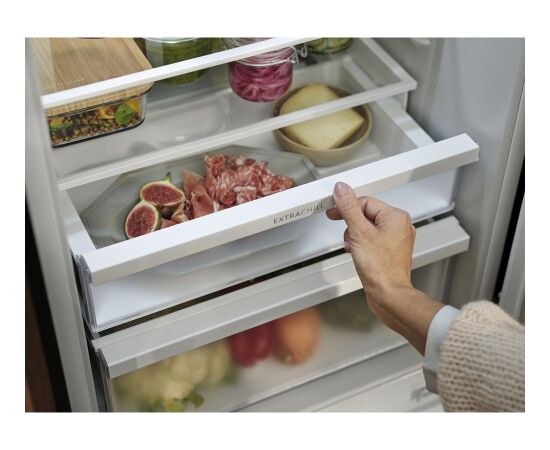 Electrolux E7MNAE19S Крупная бытовая техника