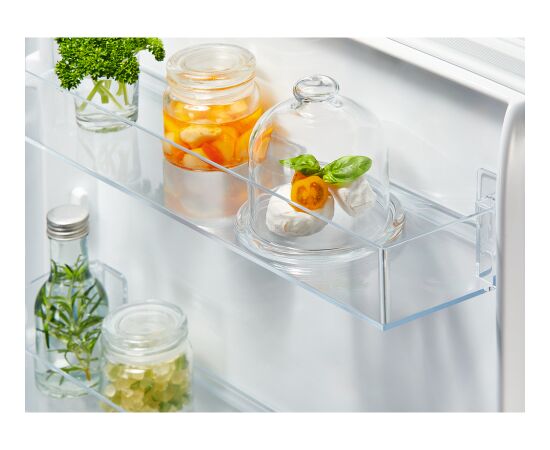 Electrolux E8MNGC18S Крупная бытовая техника