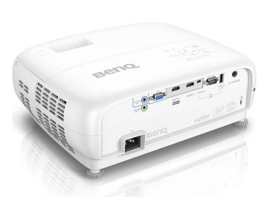 Benq TK800M 4K UHD (3840 x 2160), 3000 ANSI lumens, 10.000:1, White