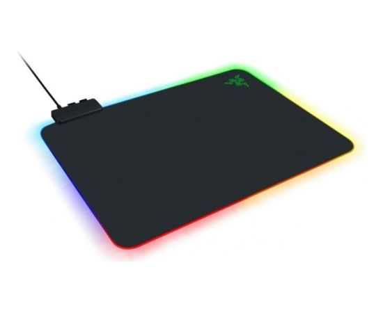 Razer mousepad Firefly V2 Hard Chroma