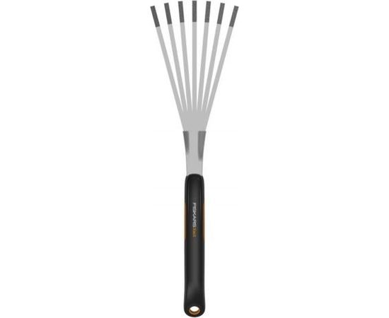 Fiskars Xact Hand rake